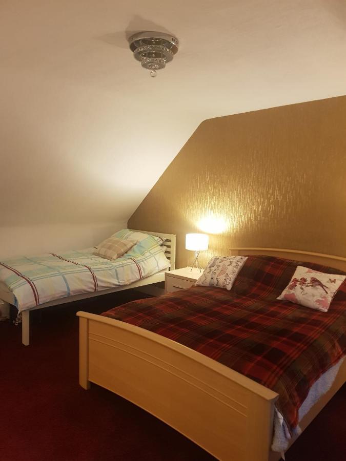 Drostan House * New Aberdour